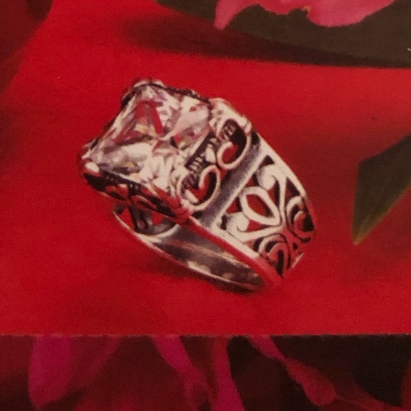 Silpada Filigree Sterling Silver and Cubic Zirconia Uptown Ring Size 6 - Picture 4 of 16